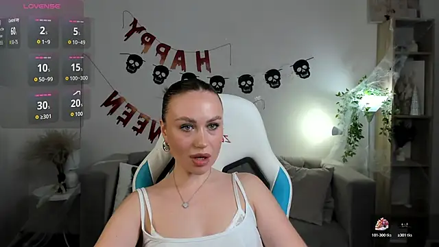 Snapshot of Adele_Rage chatting on 10.31.25 Adele Rage online show from 10.31.25