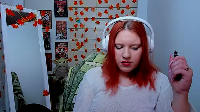 Snapshot of FoxPlayXX chatting on 11.27.25 FoxPlayXX online show from 11.27.25