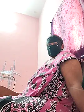 pujapujarrrr online show from 11.25.25