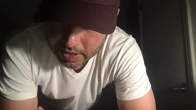 ezrah23 online show from 04.15.26