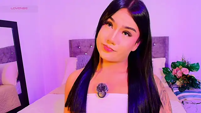 Snapshot of Vale_prado chatting on 12.03.25 Vale prado online show from 12.03.25