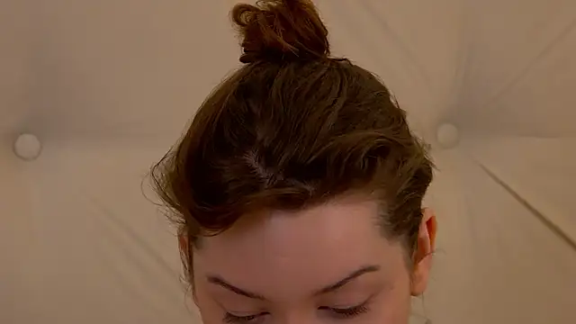 Snapshot of VickiBanx chatting on 11.01.25 VickiBanx online show from 11.01.25