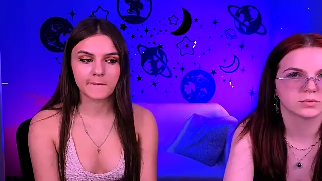 Snapshot of lisa_dark_ chatting on 04.09.26 lisa dark online show from 04.09.26