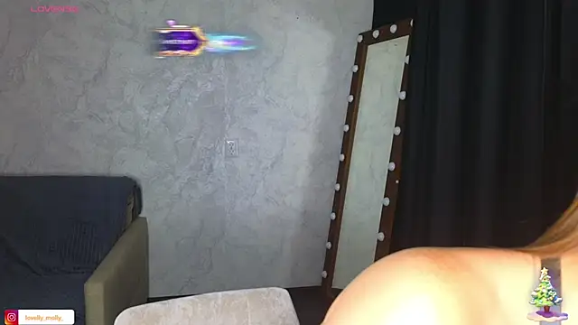 Snapshot of Lovelly_molly1 chatting on 01.10.26 Lovelly molly1 online show from 01.10.26