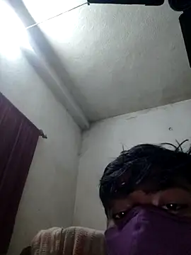 Snapshot of Long-termMarble56 chatting on 11.26.25 Long-termMarble56 online show from 11.26.25