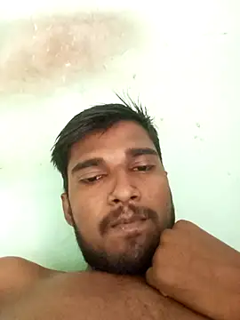 Snapshot of GleefulAkashyyy chatting on 11.23.25 GleefulAkashyyy online show from 11.23.25