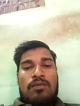 Snapshot of GleefulAkashyyy chatting on 11.25.25 GleefulAkashyyy online show from 11.25.25