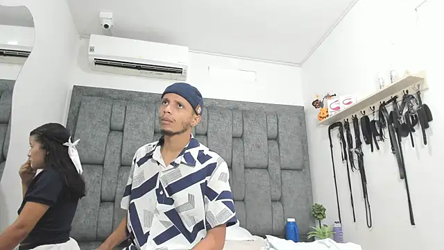 DamianandEva online show from 11.25.25