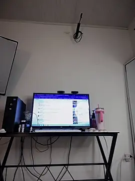 Natural BIGASS Nina online show from 11.30.25