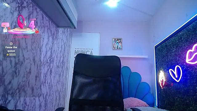 valeria martinez19 online show from 12.17.25