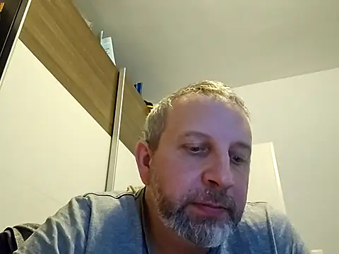 Snapshot of ghost430000 chatting on 12.13.25 ghost430000 online show from 12.13.25