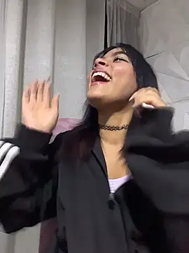 Snapshot of Veronica_Kane chatting on 10.31.25 Veronica Kane online show from 10.31.25