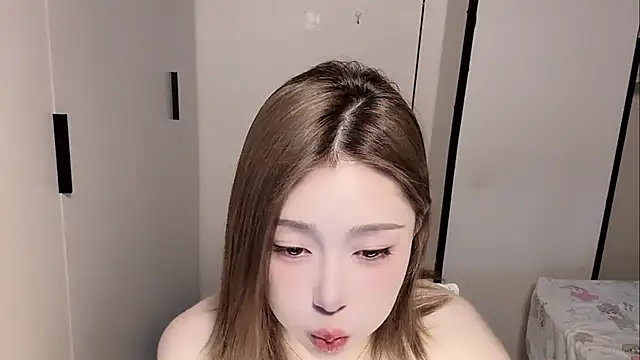 yuyu-33 online show from 04.30.26