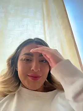 Elina Hills online show from 03.30.26