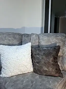 Snapshot of lila_queen_ chatting on 12.19.25 lila queen online show from 12.19.25