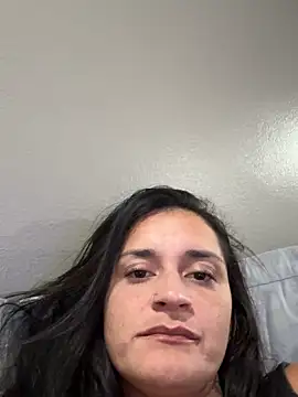 SolcitaPeach online show from 12.03.25