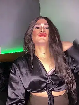 melani ferraraa  online show from 04.15.26