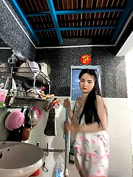 Snapshot of Okleotina9 chatting on 03.17.26 Okleotina9 online show from 03.17.26