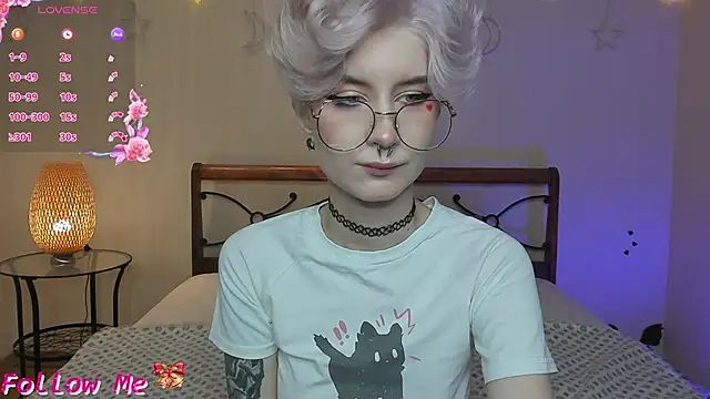 Snapshot of Angel_Julles chatting on 11.28.25 Angel Julles online show from 11.28.25