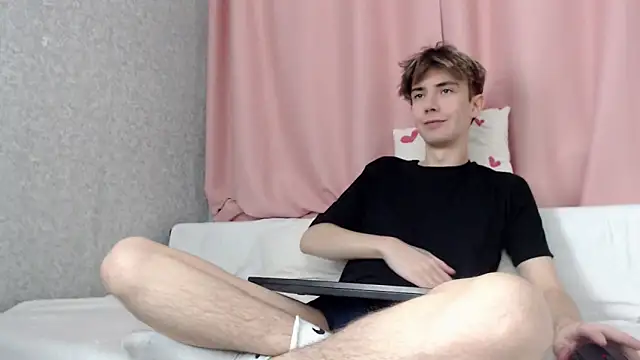 Harvey foster online show from 12.18.25