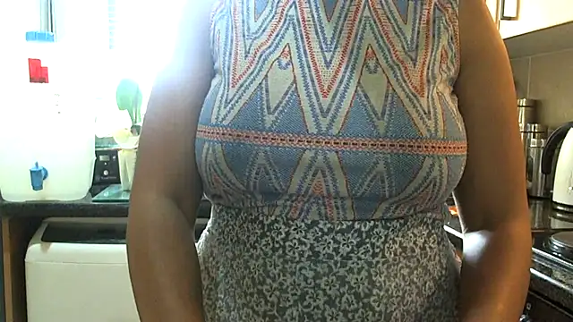 Snapshot of NewBeginnings8 chatting on 11.29.25 NewBeginnings8 online show from 11.29.25