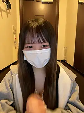 Snapshot of emiri_da_nyan chatting on 11.03.25 emiri da nyan online show from 11.03.25