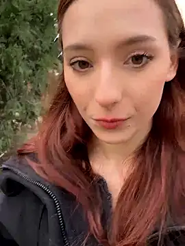 LilluKatten online show from 11.13.25