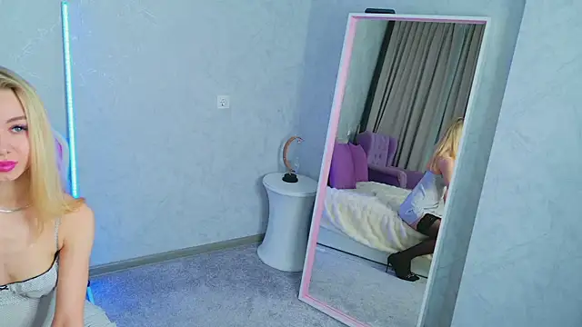 Snapshot of Barbie_Kris__ chatting on 02.06.26 Barbie Kris online show from 02.06.26