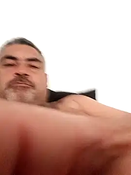 Ricardotarado online show from 11.18.25