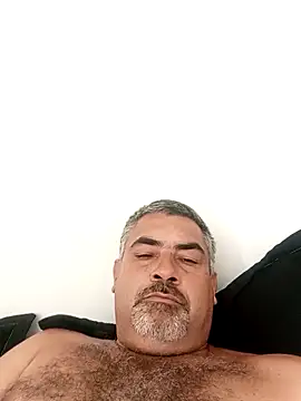 Ricardotarado online show from 12.04.25