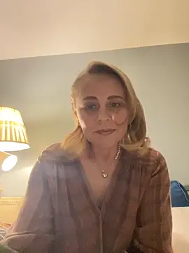 Snapshot of ToriLove777 chatting on 11.02.25 ToriLove777 online show from 11.02.25