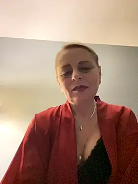 ToriLove777 online show from 11.20.25