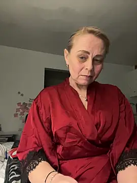 ToriLove777 online show from 11.28.25