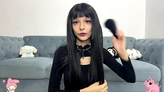 Snapshot of YunaBlossomy chatting on 11.05.25 YunaBlossomy online show from 11.05.25