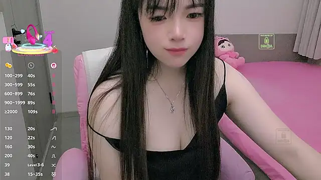 Snapshot of Dialog_Mu chatting on 12.16.25 Dialog Mu online show from 12.16.25