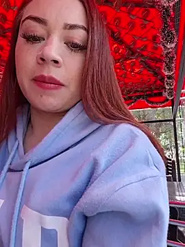 scarlett leblanc  online show from 11.29.25