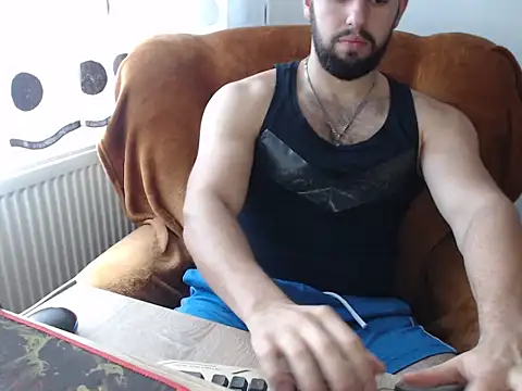 strongcoffee10 online show from 11.04.25