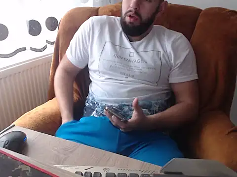 strongcoffee10 online show from 11.12.25