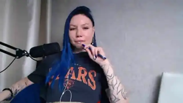 Snapshot of FatalFlirt chatting on 10.31.25 FatalFlirt online show from 10.31.25