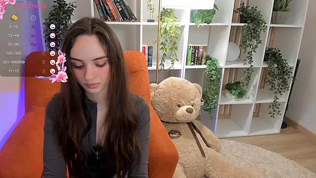 AlineFisher  online show from 11.24.25