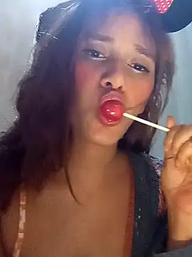 Snapshot of lola_mamadas chatting on 11.06.25 lola mamadas online show from 11.06.25