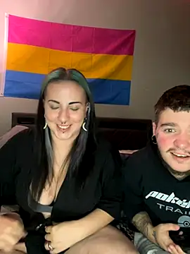 Snapshot of Chaos_Reign chatting on 11.16.25 Chaos Reign online show from 11.16.25