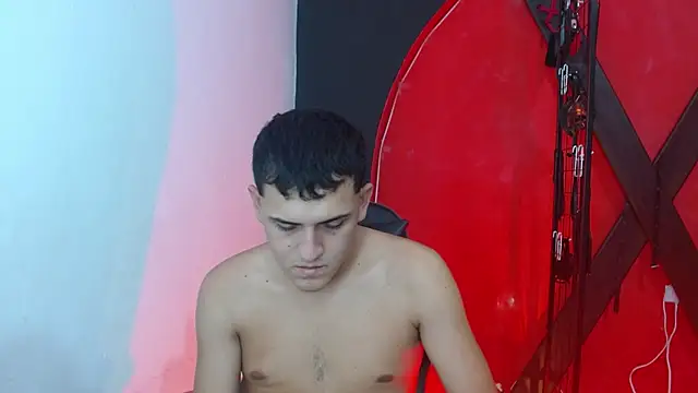 Snapshot of master_loky chatting on 10.31.25 master loky online show from 10.31.25