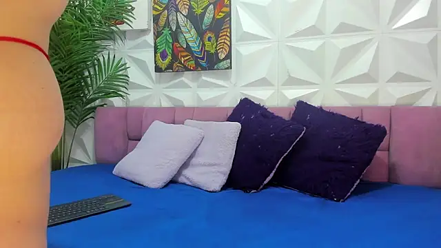 Snapshot of Anggie_Miller chatting on 02.11.26 Anggie Miller online show from 02.11.26