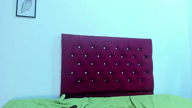 Snapshot of Anggie_Miller chatting on 03.25.26 Anggie Miller online show from 03.25.26