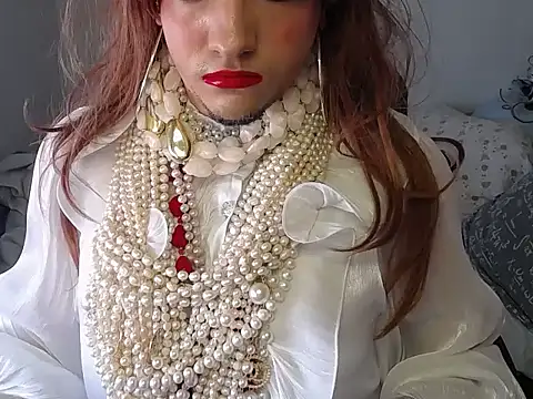 Snapshot of VanesaCrossic chatting on 11.13.25 VanesaCrossic online show from 11.13.25