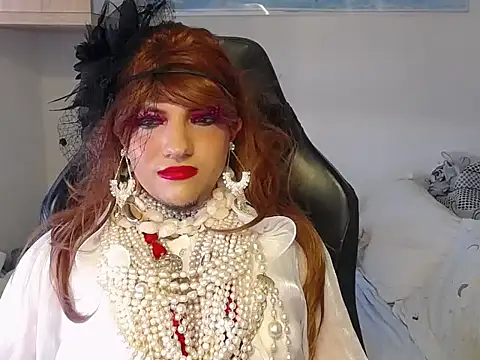 Snapshot of VanesaCrossic chatting on 11.27.25 VanesaCrossic online show from 11.27.25