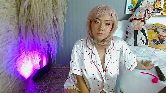 Snapshot of shidory_mei chatting on 11.17.25 shidory mei online show from 11.17.25