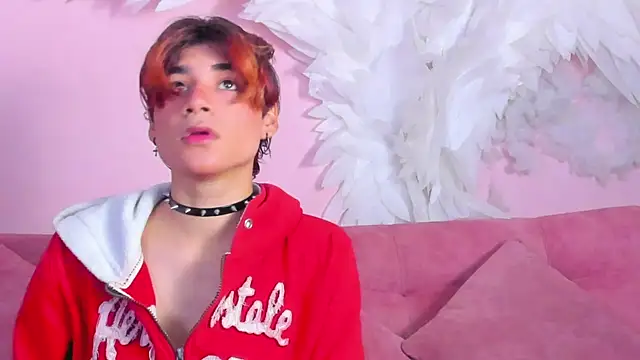 Snapshot of Leo_Glow chatting on 01.14.26 Leo Glow online show from 01.14.26