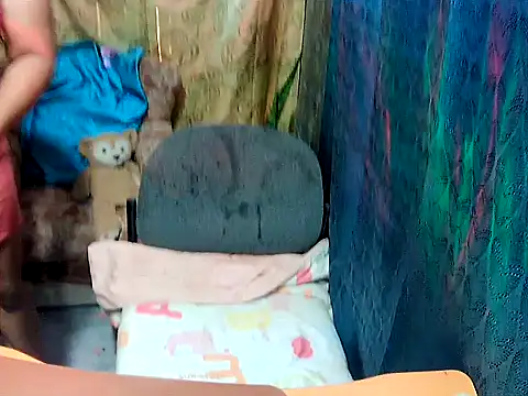 yumi-meya online show from 01.15.26